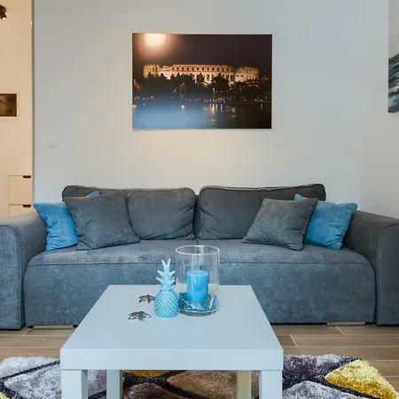 Апартаменти Dream In Arena 1 Center Free Parking *