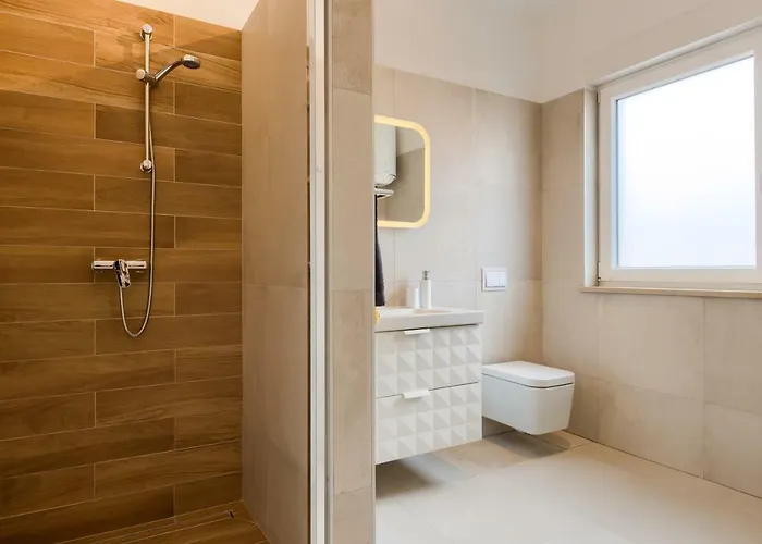 Dream In Arena 1 Center Free Parking Πούλα